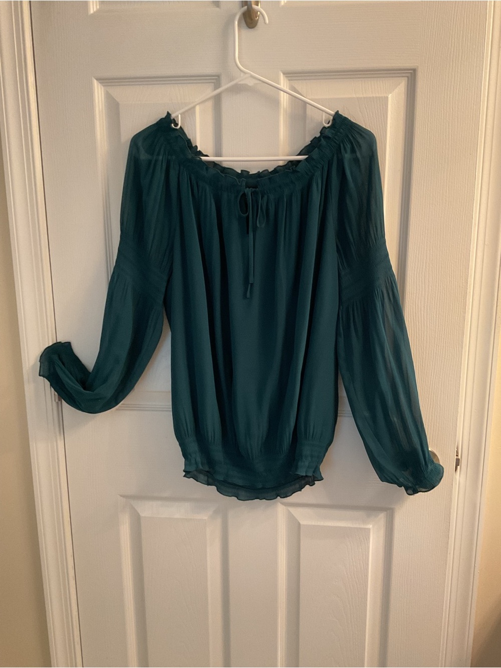 Womens Hunter Green Long-Sleeve Peasant Blouse